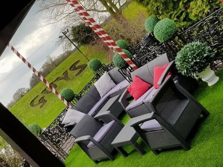Guy'S Thatched Hamlet バートン エクステリア 写真